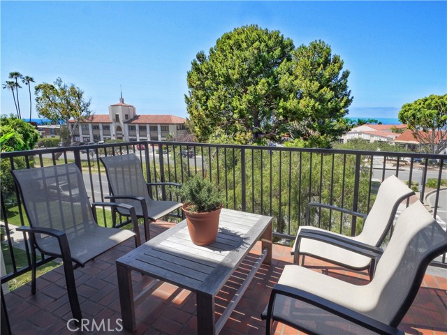 2201 Via Carrillo, Palos Verdes Estates, California 90274, 2 Bedrooms Bedrooms, ,2 BathroomsBathrooms,Residential,For Sale,Via Carrillo,SB26078806