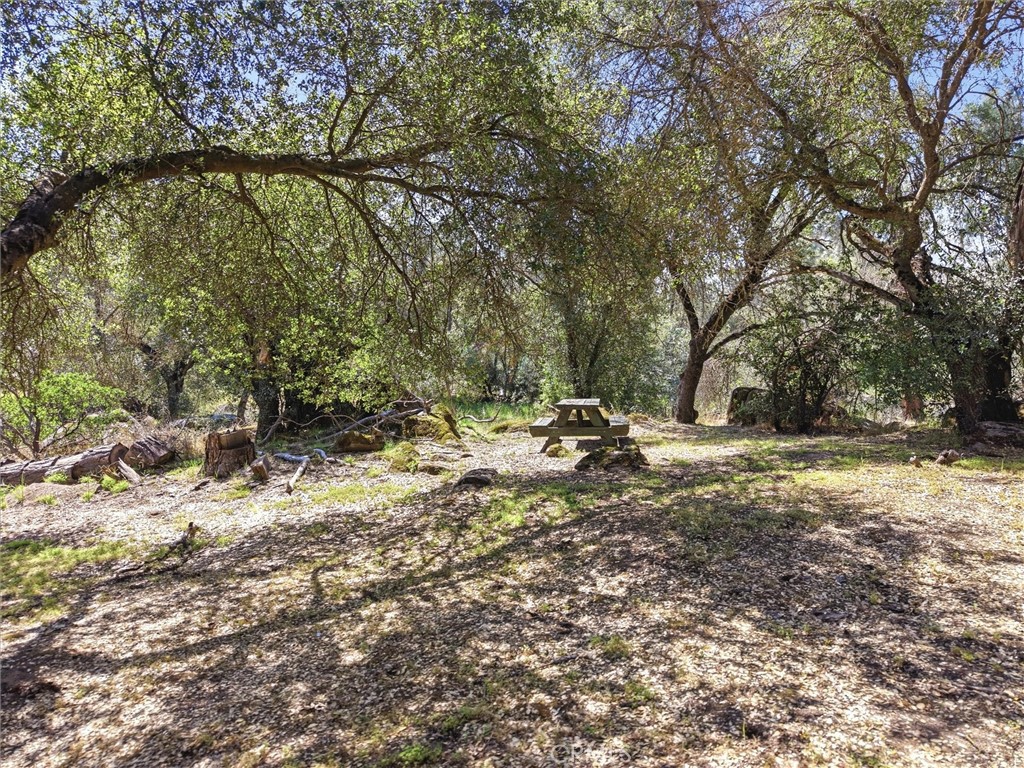 https://media.crmls.org/medias/33435ed3-9cba-438e-9ae5-aa27eda891ed.jpg?preset=X-Large