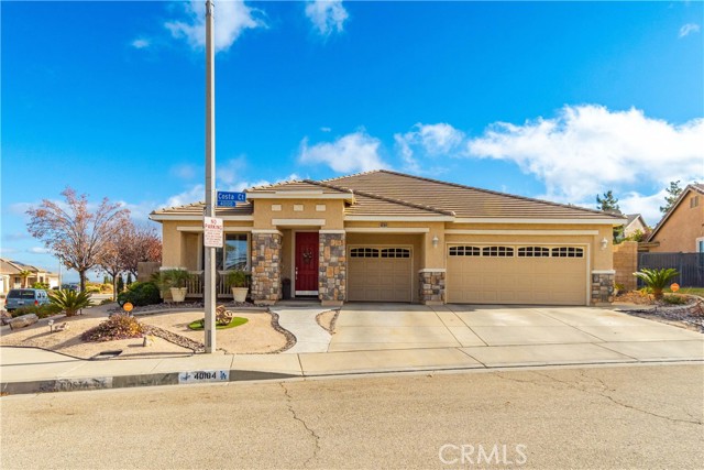 Detail Gallery Image 1 of 38 For 40104 Costa Ct, Palmdale,  CA 93551 - 4 Beds | 2 Baths