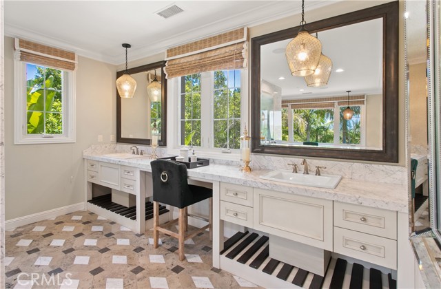 Detail Gallery Image 18 of 31 For 121 Amber Sky, Irvine,  CA 92618 - 4 Beds | 4/1 Baths