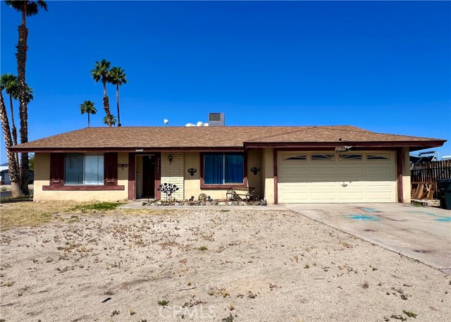 Detail Gallery Image 1 of 1 For 26731 Greenvale Way, Desert Center,  CA 92239 - 3 Beds | 2 Baths