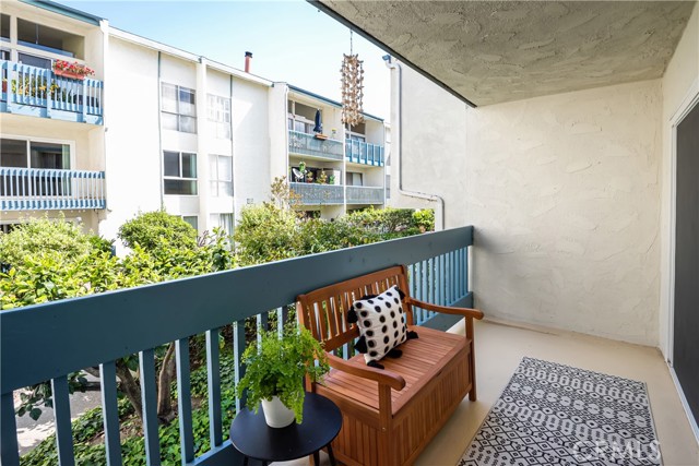 611 Prospect Avenue, Redondo Beach, California 90277, 2 Bedrooms Bedrooms, ,2 BathroomsBathrooms,Residential,Sold,Prospect,SB22076487