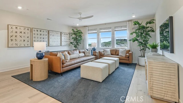 Detail Gallery Image 28 of 42 For 24325 Camino Oceano, Valencia,  CA 91354 - 5 Beds | 5/1 Baths