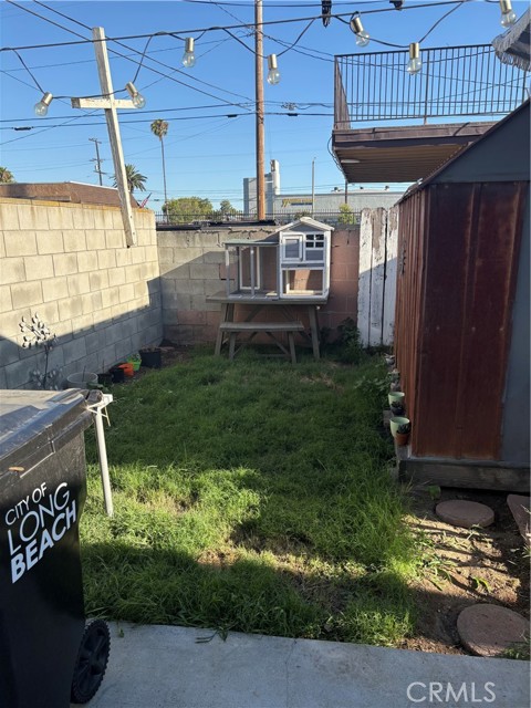 6628 Rose Avenue, Long Beach CA: https://media.crmls.org/medias/3347385c-b6a8-46d7-a104-198eb806e201.jpg