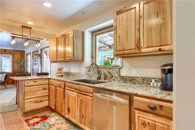 Detail Gallery Image 12 of 55 For 5641 Darrah Rd, Mariposa,  CA 95338 - 2 Beds | 1 Baths