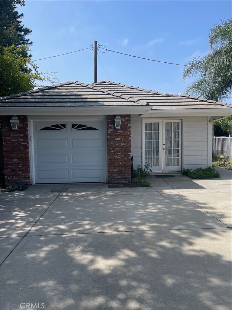 422 E Camino Real Avenue