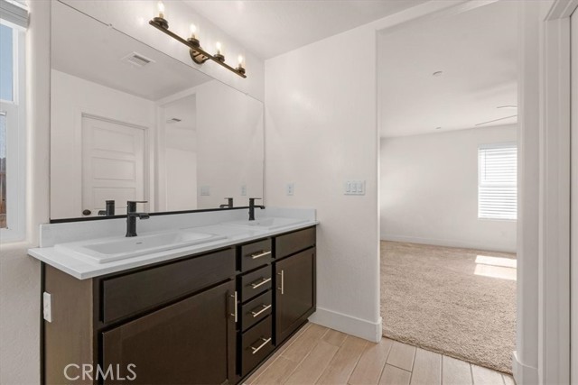 Detail Gallery Image 33 of 51 For 2520 S Spruce St, Visalia,  CA 93292 - 4 Beds | 2/1 Baths