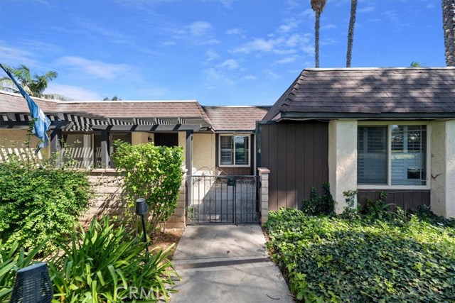 Detail Gallery Image 5 of 56 For 2764 Tropicana, Riverside,  CA 92504 - 4 Beds | 2 Baths