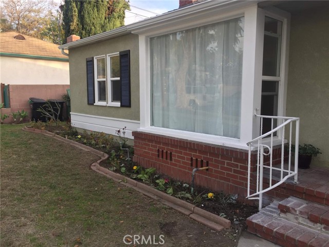Detail Gallery Image 2 of 35 For 11810 Broadway, Whittier,  CA 90601 - 2 Beds | 1 Baths