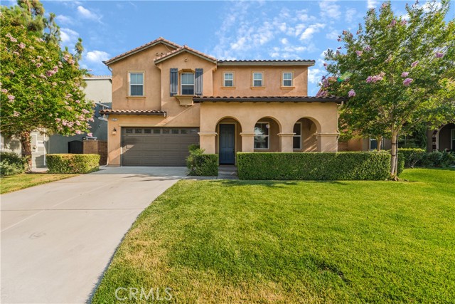 15767 Rock Point Ln, Fontana, CA 92336