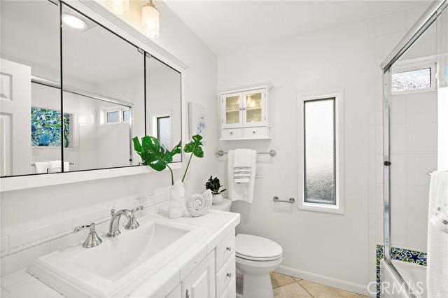 9168 El Azul Circle, Fountain Valley CA: https://media.crmls.org/medias/334a1fe6-4176-4629-a50d-9af9c1891897.jpg