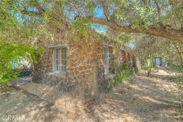 16 Rocky Drive, Oroville CA: https://media.crmls.org/medias/334a20ee-aae5-47d0-9c2c-66ed7db9afda.jpg