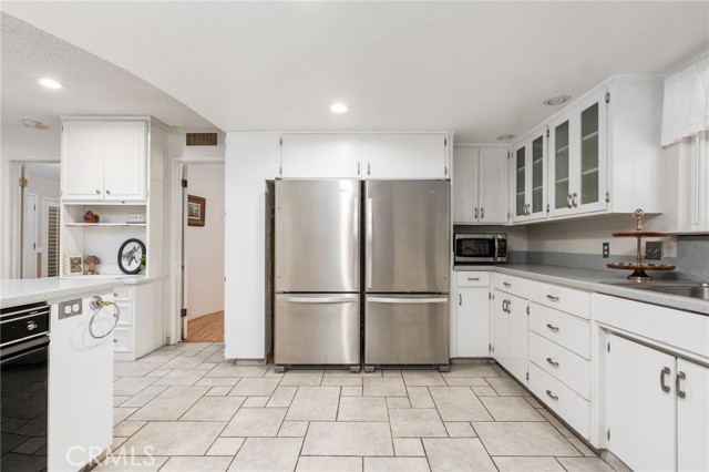 Detail Gallery Image 10 of 56 For 1011 Wyoming Dr, Merced,  CA 95340 - 5 Beds | 3 Baths