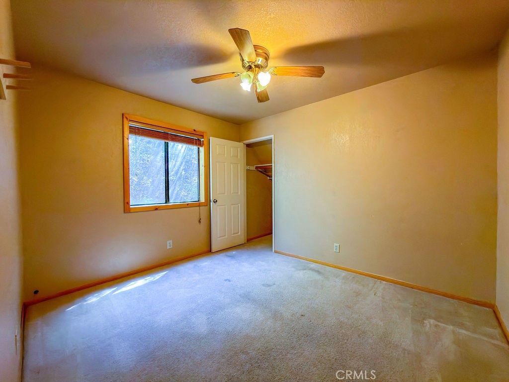 https://media.crmls.org/medias/334bb9a4-8198-47f2-a208-964ba0286fcf.jpg?preset=X-Large