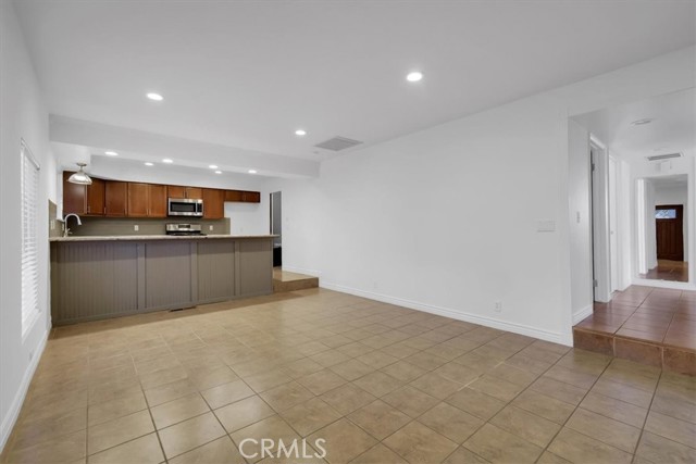 Detail Gallery Image 11 of 55 For 2085 Mulberry St, Chico,  CA 95928 - 3 Beds | 2/1 Baths