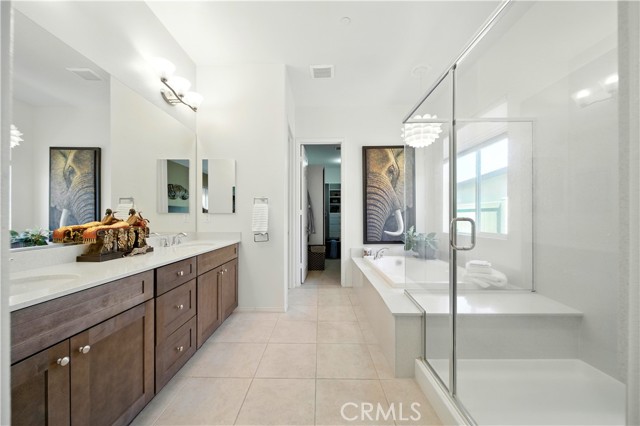 345 Lucinda Terrace, Beaumont CA: https://media.crmls.org/medias/334bfd2b-03ae-46a8-81e5-896362a27d2e.jpg