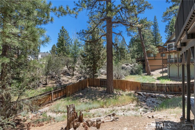 Detail Gallery Image 5 of 48 For 42662 Juniper Dr, Big Bear Lake,  CA 92315 - 3 Beds | 2 Baths