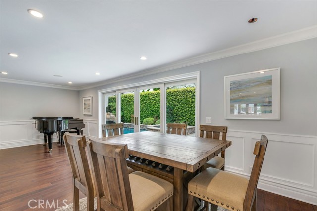 21192 Richmond Circle, Huntington Beach CA: https://media.crmls.org/medias/334cc056-63d6-4356-8b36-b5f6b5716959.jpg