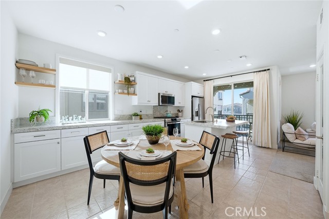 Detail Gallery Image 18 of 45 For 18315 Iris Ln, Yorba Linda,  CA 92886 - 2 Beds | 2/1 Baths