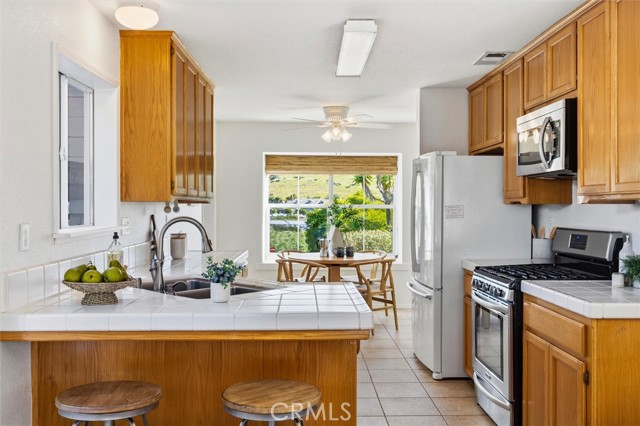 Detail Gallery Image 7 of 37 For 2315 Adams St, Cambria,  CA 93428 - 4 Beds | 3 Baths