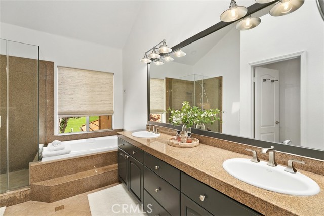 334e8d0c B742 4c75 B0c8 8c4c38613064