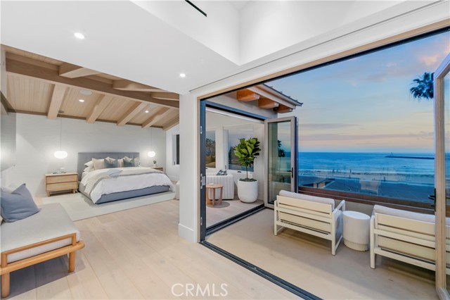 Detail Gallery Image 23 of 43 For 3130 Breakers Dr, Corona Del Mar,  CA 92625 - 3 Beds | 2/1 Baths