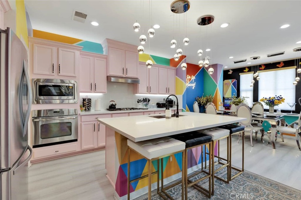 MLS #SR25222552 image #8