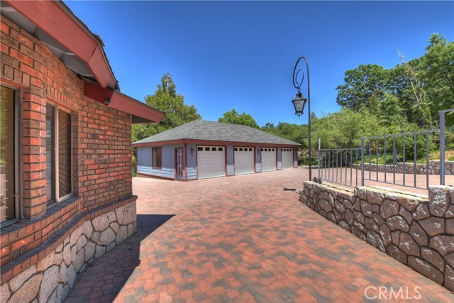 Detail Gallery Image 59 of 73 For 1621 Lupin Rd, Lake Arrowhead,  CA 92352 - 7 Beds | 7/2 Baths