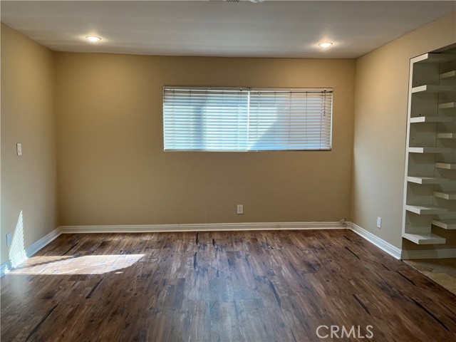 Detail Gallery Image 10 of 21 For 135 Flower #B,  Costa Mesa,  CA 92627 - 2 Beds | 2 Baths
