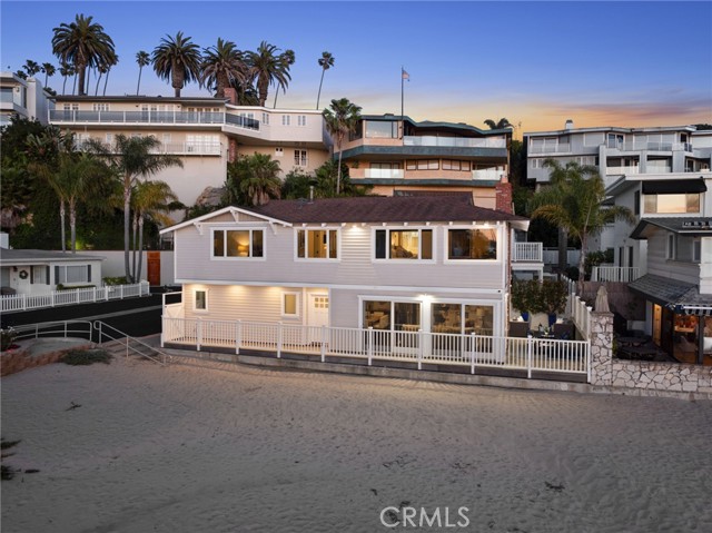 Detail Gallery Image 3 of 22 For 2709 Cove St, Corona Del Mar,  CA 92625 - 3 Beds | 2/1 Baths