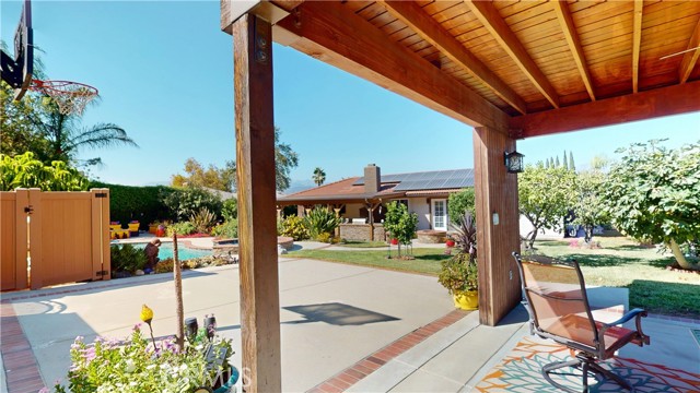 524 S Rancho Simi Drive, Covina CA: https://media.crmls.org/medias/3350e780-e010-49eb-9fa6-763098f8e844.jpg