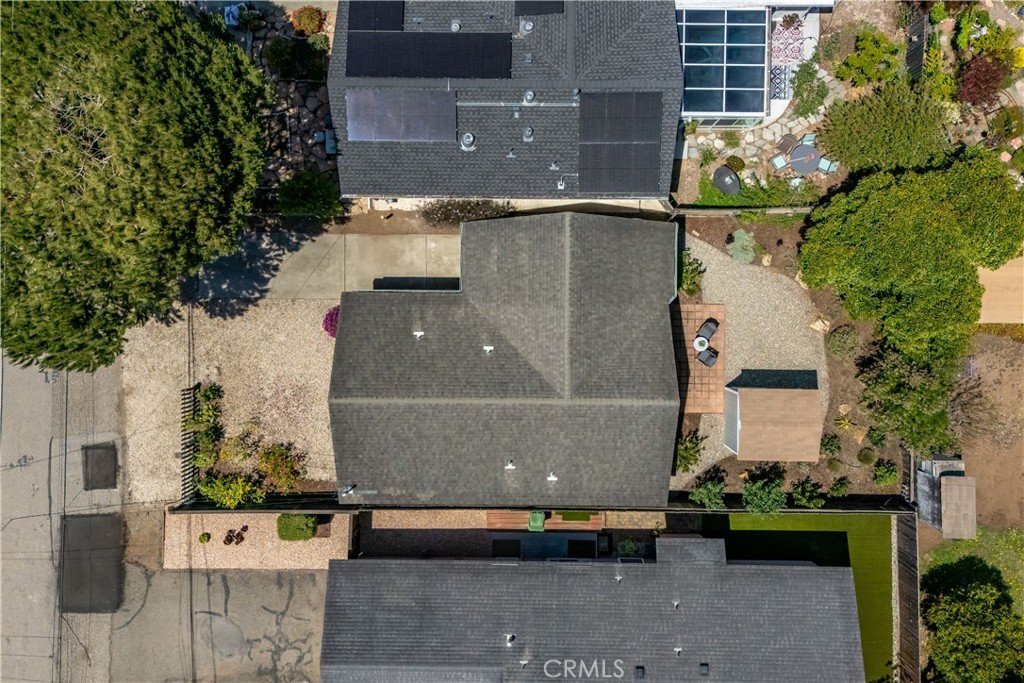 https://media.crmls.org/medias/3351bd59-35ad-47c6-a9a3-b07082e7f2d4.jpg?preset=X-Large