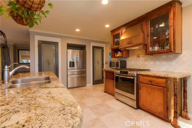 Detail Gallery Image 9 of 71 For 3929 Pardes Way, Paradise,  CA 95969 - 4 Beds | 3 Baths