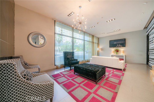 Detail Gallery Image 5 of 38 For 1234 Wilshire Bld #127,  Los Angeles,  CA 90017 - 1 Beds | 1 Baths