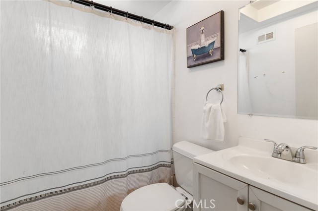 Detail Gallery Image 11 of 16 For 1038 Terryview Ave, Pomona,  CA 91767 - 4 Beds | 2 Baths
