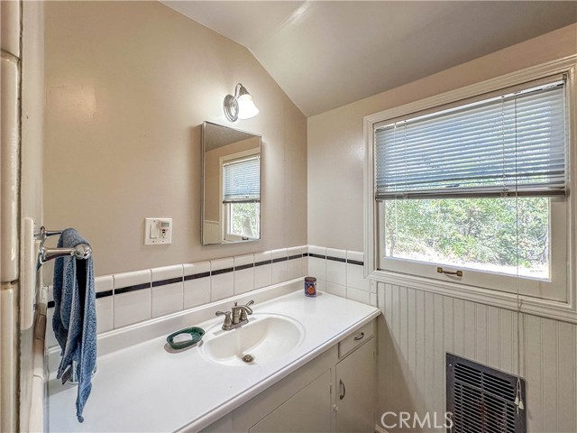 Detail Gallery Image 44 of 57 For 39451 E Idylwild, Bass Lake,  CA 93604 - 3 Beds | 2 Baths