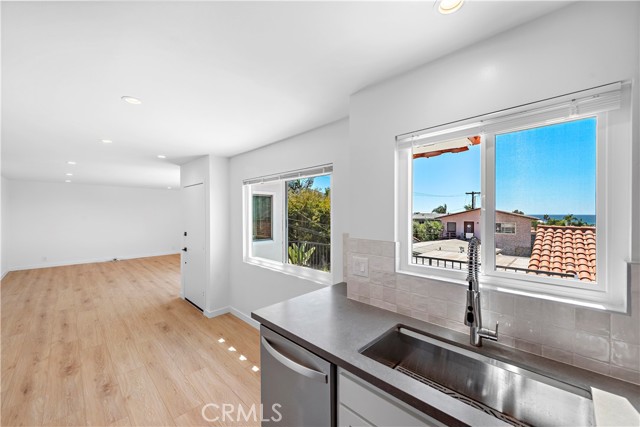 Detail Gallery Image 13 of 19 For 223 Avenida Victoria #B,  San Clemente,  CA 92672 - 2 Beds | 1 Baths