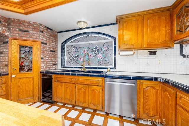 Detail Gallery Image 28 of 58 For 13259 Country Club, Victorville,  CA 92395 - 4 Beds | 3 Baths