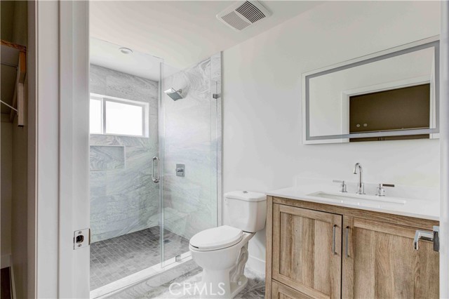 Detail Gallery Image 29 of 74 For 17456 Lemac St, Northridge,  CA 91325 - 9 Beds | 9/1 Baths