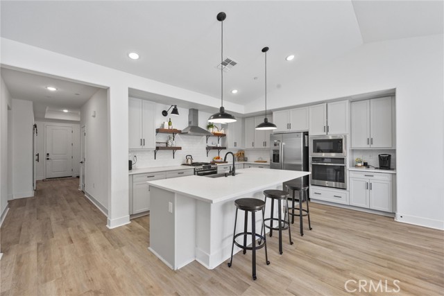 Detail Gallery Image 8 of 58 For 212 Artina Ct, Tehachapi,  CA 93561 - 4 Beds | 2 Baths