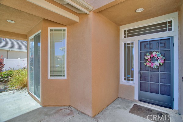 Detail Gallery Image 3 of 30 For 39455 Domaine Michael Dr, Murrieta,  CA 92563 - 3 Beds | 2 Baths