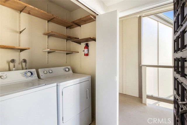 Washer/Dryer Closet