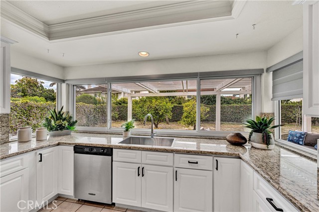 Detail Gallery Image 17 of 65 For 9100 Blair River Cir, Fountain Valley,  CA 92708 - 5 Beds | 3 Baths
