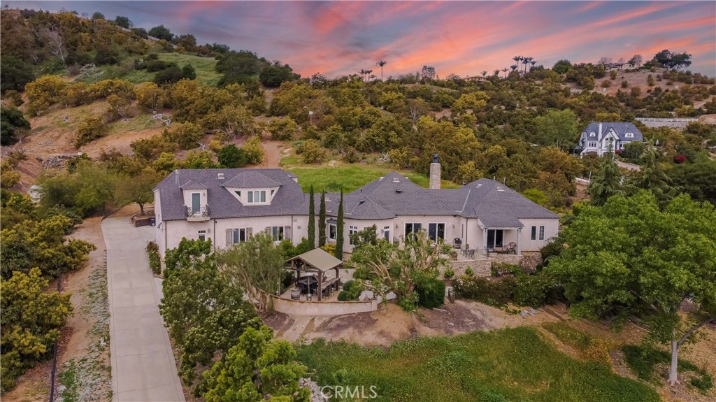 MLS #SW25113851 img 2