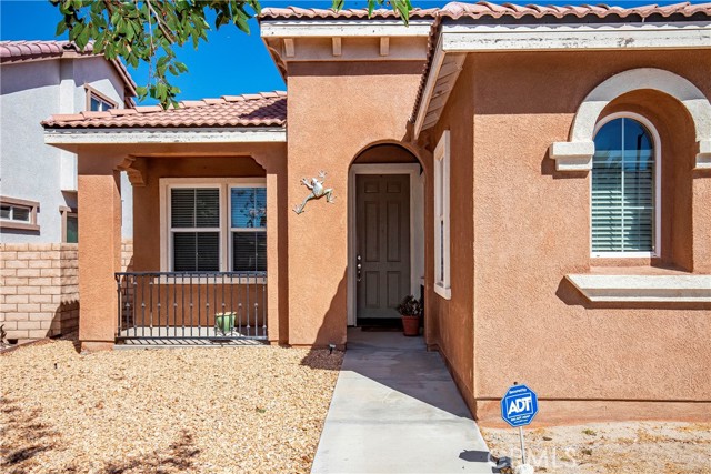 Detail Gallery Image 4 of 30 For 6901 Jack Rabbit Way, Palmdale,  CA 93552 - 4 Beds | 2 Baths