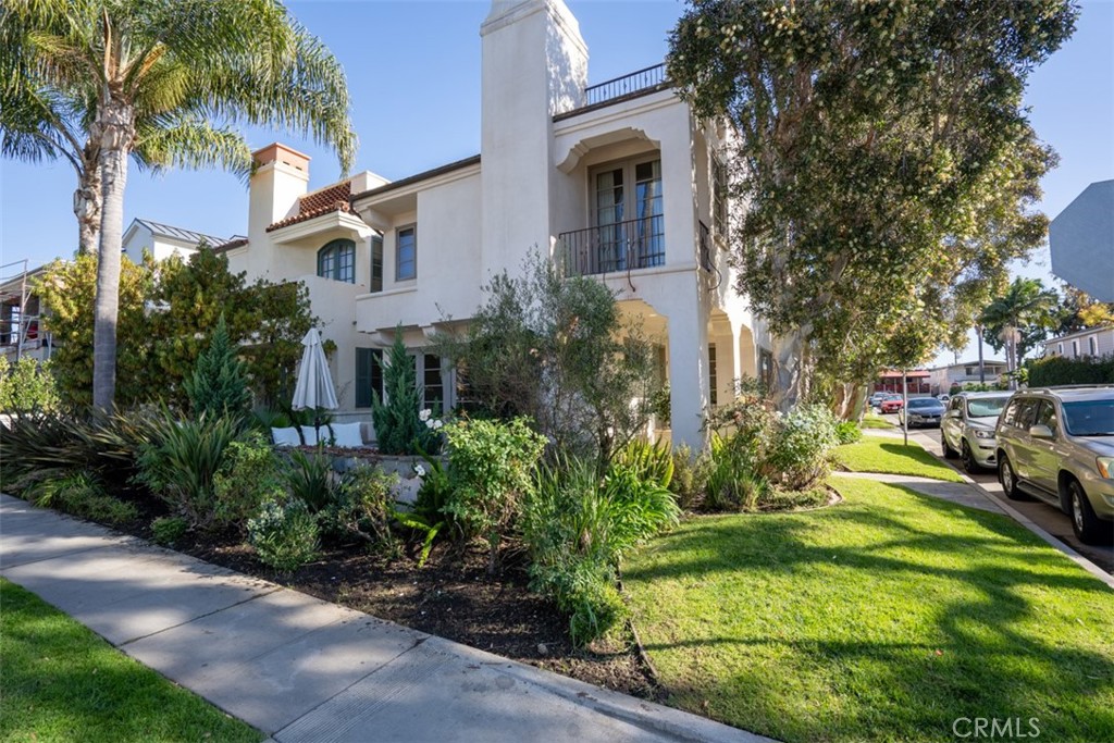 MLS #OC25264387 image #1