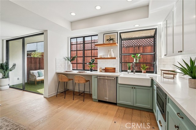 Detail Gallery Image 17 of 32 For 713 9th St #3,  Santa Monica,  CA 90402 - 3 Beds | 3 Baths
