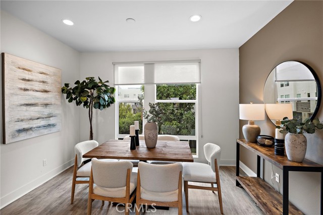 Detail Gallery Image 14 of 50 For 645 W 17th St, Costa Mesa,  CA 92627 - 3 Beds | 2/2 Baths