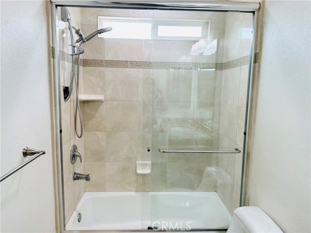 26051 Lawton Avenue, Loma Linda CA: https://media.crmls.org/medias/335dd8ac-4b26-40b2-8068-6720f5ec3add.jpg