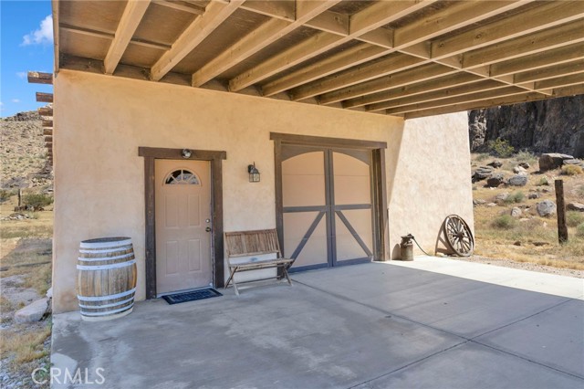 Detail Gallery Image 4 of 45 For 31542 Spinel, Lucerne Valley,  CA 92356 - 1 Beds | 1 Baths